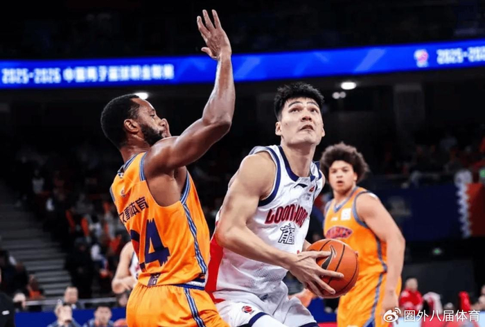 芒果体育在线登入-郭艾伦缺席，上海大胜广州！张镇麟9中1狂打铁，王哲林破万分大关|上海队|洛夫顿|浙江队|浙江男篮|上海男篮_新浪体育_新浪新闻