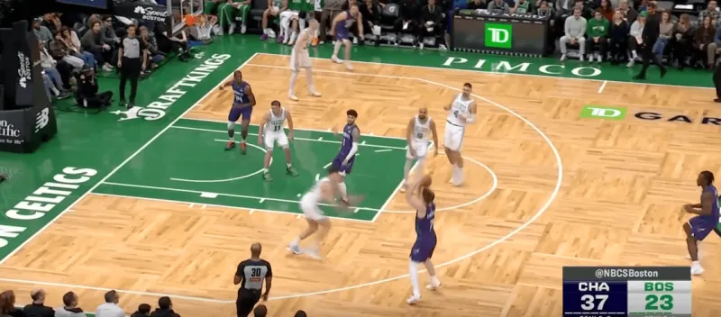 奇异果体育app-克尼普尔VS凯尔特人:多变有无球战术发起,高效贡献20分