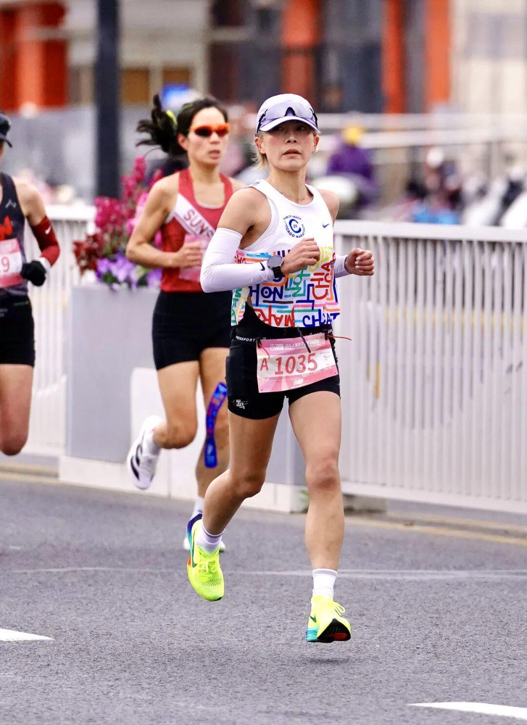 芒果体育在线登入-Sub132的八名女跑者，定义上海女子半马的她力量